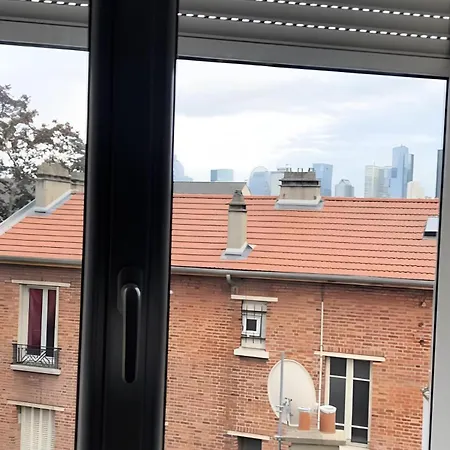 Pretty Paris La Défense 10 Min Rer A Apartment